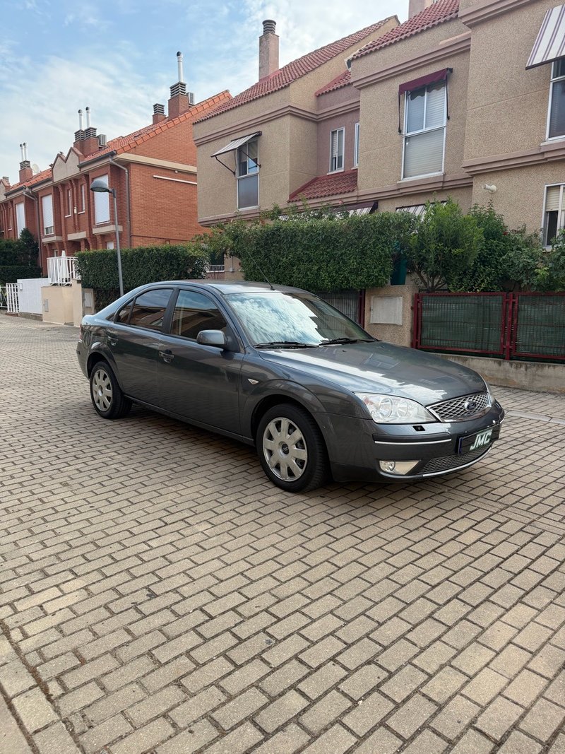Ford Mondeo 2.0 TDCi Trend - foto 1