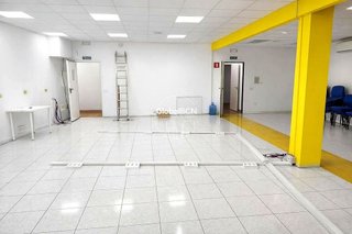 Local comercial en venta en Centre en Cornellà de Llobregat