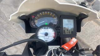 BMW F800R Naked Negra y Blanca
