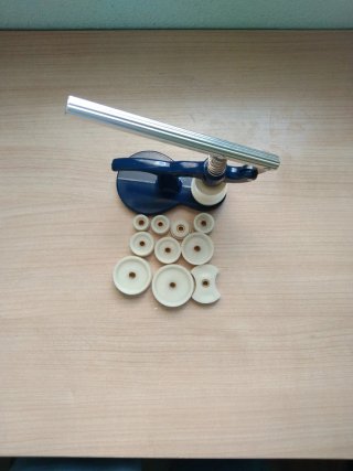 Cerrador de caja para relojes