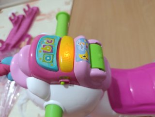 Unicornio balancín y correpasillos