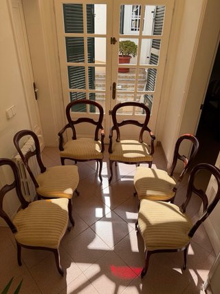 Juego de 6 sillas antiguas de madera
