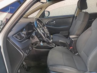 KIA Carens 2016