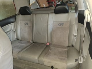 Interior golf r32 mk4