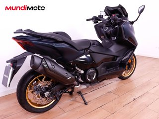 YAMAHA T-MAX 560 TECH MAX