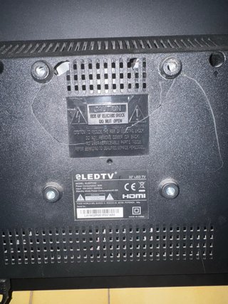 TV LED eLEDTV 32" – Funzionante
