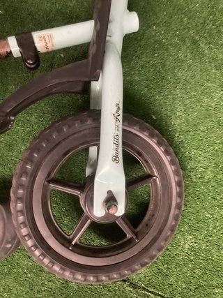 Bici sin pedales aluminio Mint