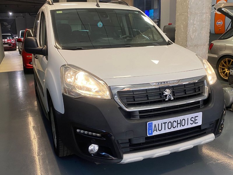 Peugeot Partner Tepee 1.6 BlueHDI Outdoor 2016