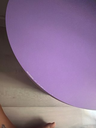 Mesita auxiliar morada de madera