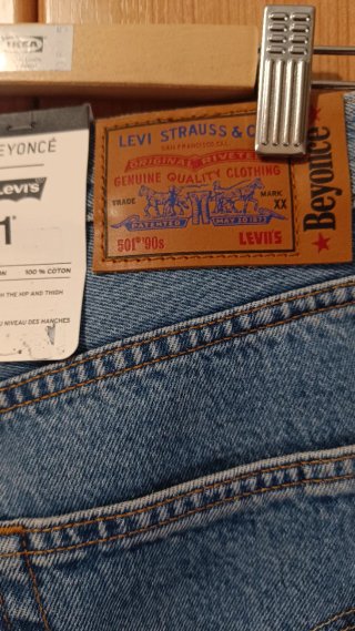 Pantalón Levi's Beyonce