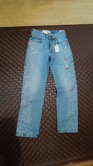 Pantalón Levi's Beyonce
