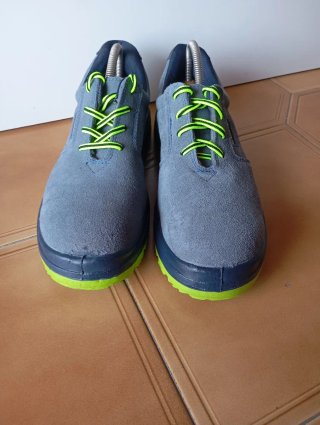 Zapatos de seguridad Robusta grises y verdes