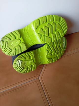Zapatos de seguridad Robusta grises y verdes