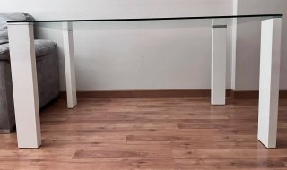 Mesa de comedor cristal y metal
