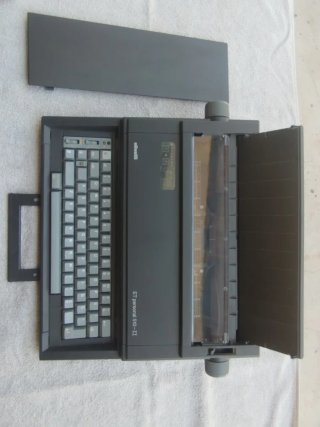 Máquina de escribir Olivetti ET personal 510-II