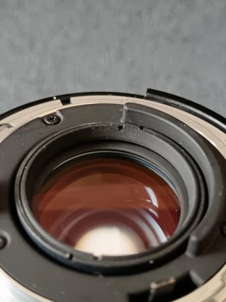 Nikkor 35mm f/2 AI-S + Accesorios Originales