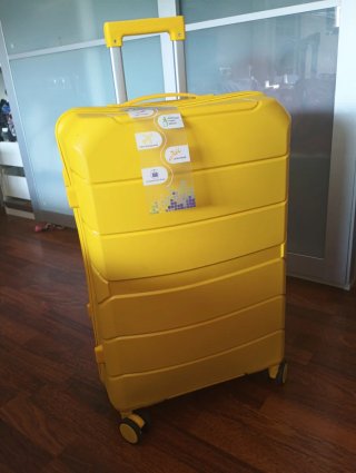 Maleta de viaje amarilla 20kg nueva