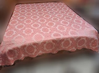Coperta rosa vintage con decorazioni