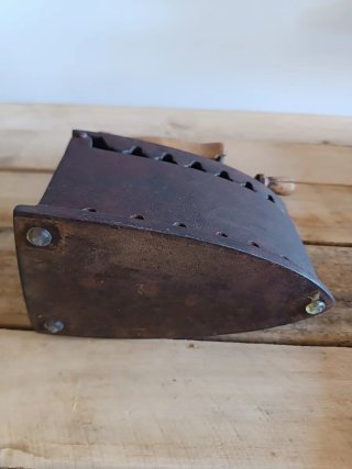 PLANCHA DE HIERRO