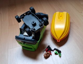 Playmobil Coche y Lancha.