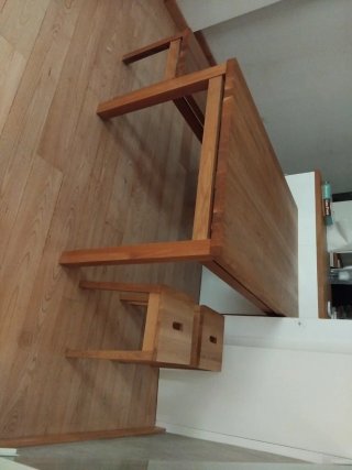 Mesa madera maciza de roble + banco + taburetes