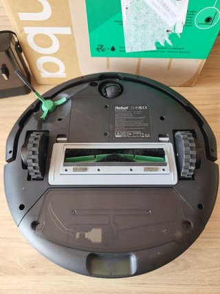 Roomba 105 Combo Robot Aspirador y Friegasuelos