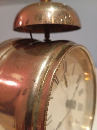Reloj despertador antiguo Junglas