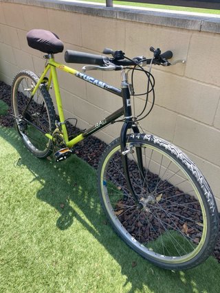 Bicicleta de la marca GAC Tucan de shimano de 26”.