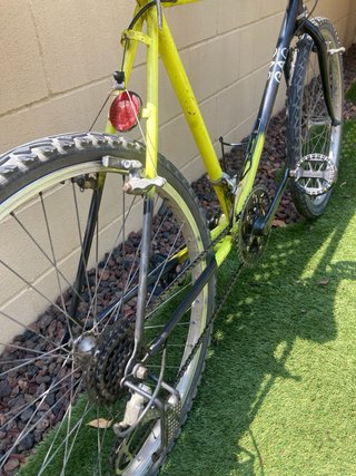 Bicicleta de la marca GAC Tucan de shimano de 26”.
