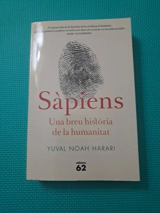 Sàpiens (edició rústica) : Una breu història de...