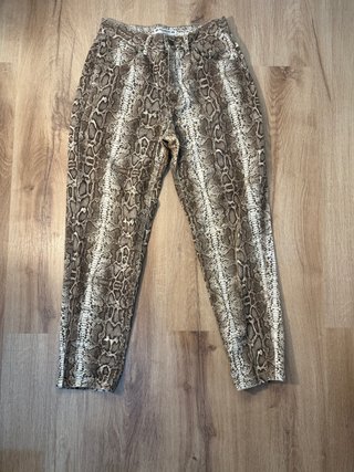 Ideales pantalones animal print - Pull & Bear S