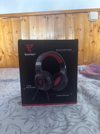Tempest GH3100 Striker RGB Auriculares Gaming