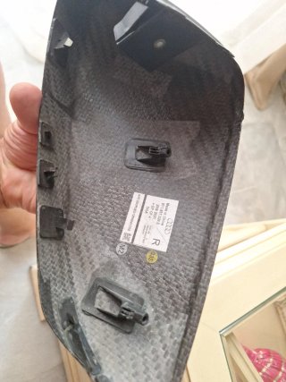 Carcasas de retrovisor en Fibra de Carbo