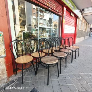 SILLAS MADERA Y METAL 12E CADA UNA.. HAY 11 unidad