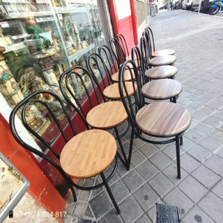 SILLAS MADERA Y METAL 12E CADA UNA.. HAY 11 unidad