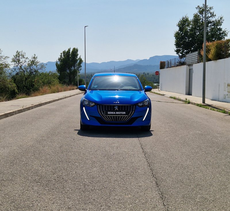 Peugeot 208 2021, foto 3