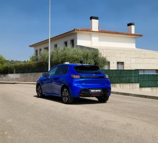 PEUGEOT 208 1.5 BlueHDi S&S ALLURE 100CV