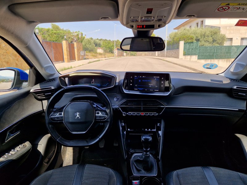 Peugeot 208 2021, foto 12