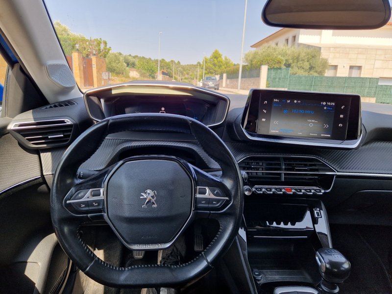 Peugeot 208 2021, foto 11
