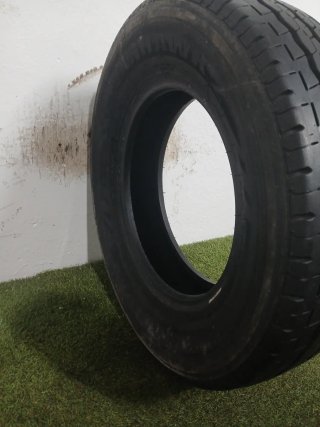 215 70 15C 109/107S FIRESTONE VANHAWK 2