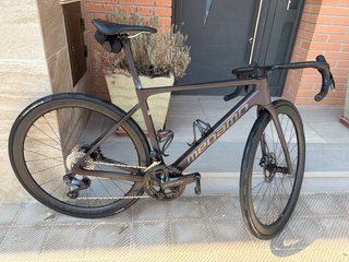 Bicicleta de carretera Megamo Raise SLR 2026