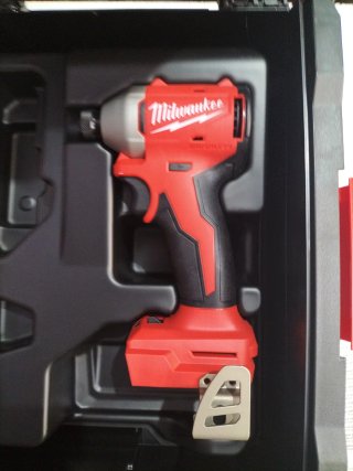 Milwaukee M18 BLIDR Atornillador de Impacto