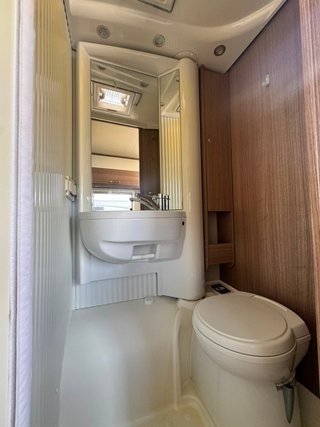 Autocaravana Carado T132 SUPER COMPACTA