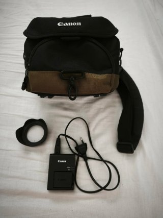Canon EOS 1300D con 2 objetivos