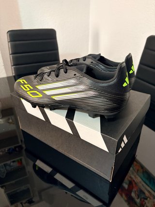 Botas Adidas F50 Negras y Amarillas