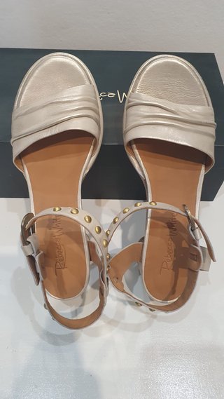 Sandali REBECCA WHITE Pelle Chiara Borchie 39