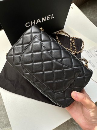 Chanel Negro clásico