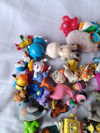 Gran lote figuras miniatura coleccionables