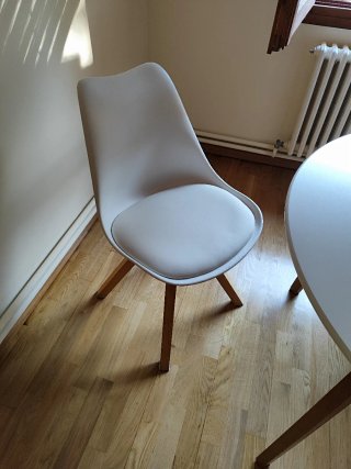 Conjunto comedor mesa y 4 sillas