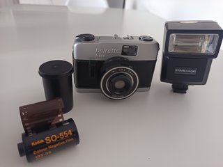 Cámara Beirette K100 Plata y Negra